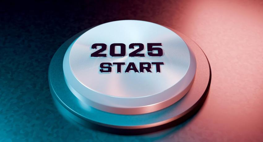 Photo of button that says 2025 Start