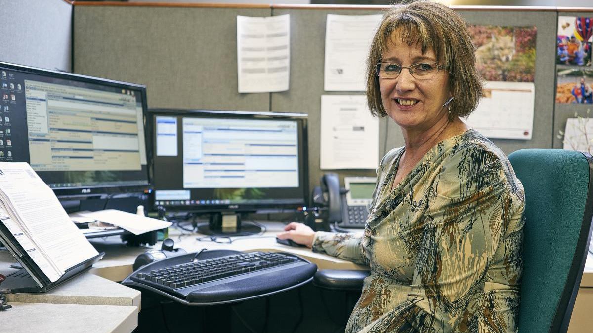 woman at a computer 